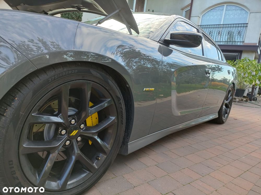 Dodge Charger - 6