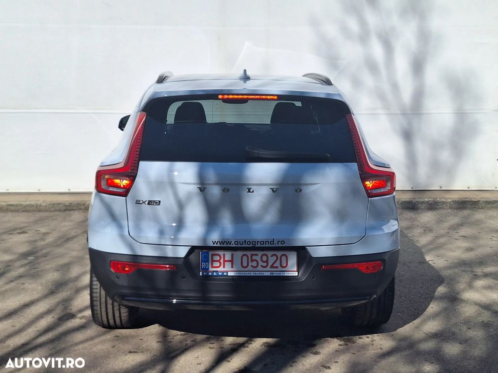 Volvo XC 40 Recharge Single Motor Extended Range RWD Plus - 11