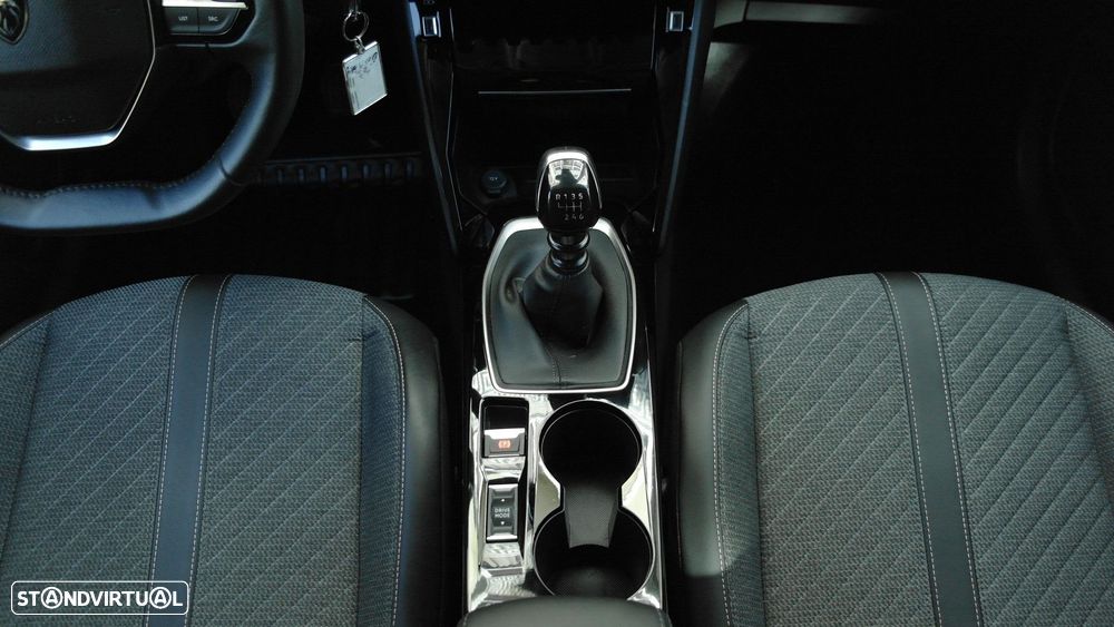 Peugeot 208 1.2 PureTech Allure - 36