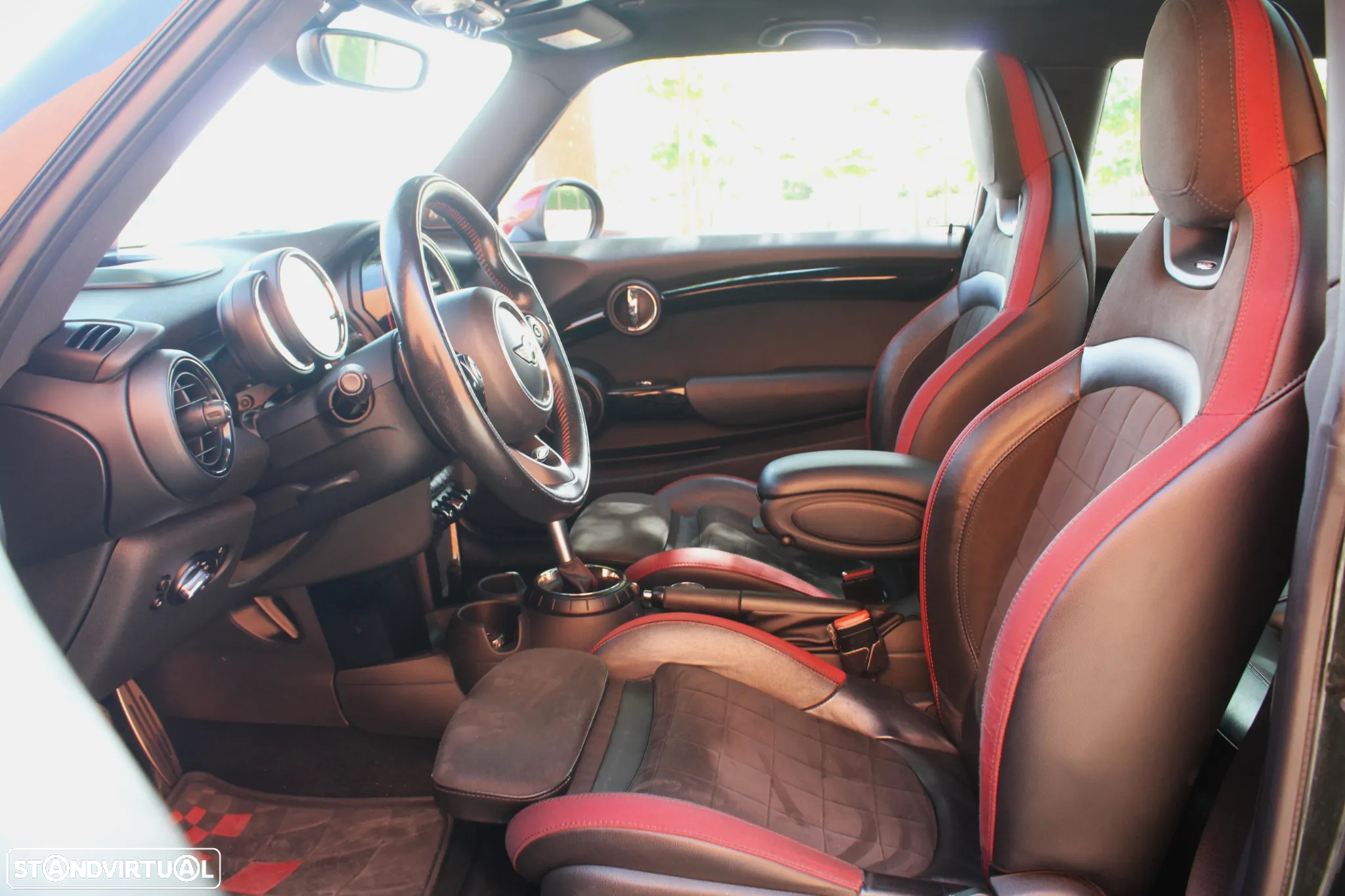 MINI 3 Portas John Cooper Works Sport Aut. - 41