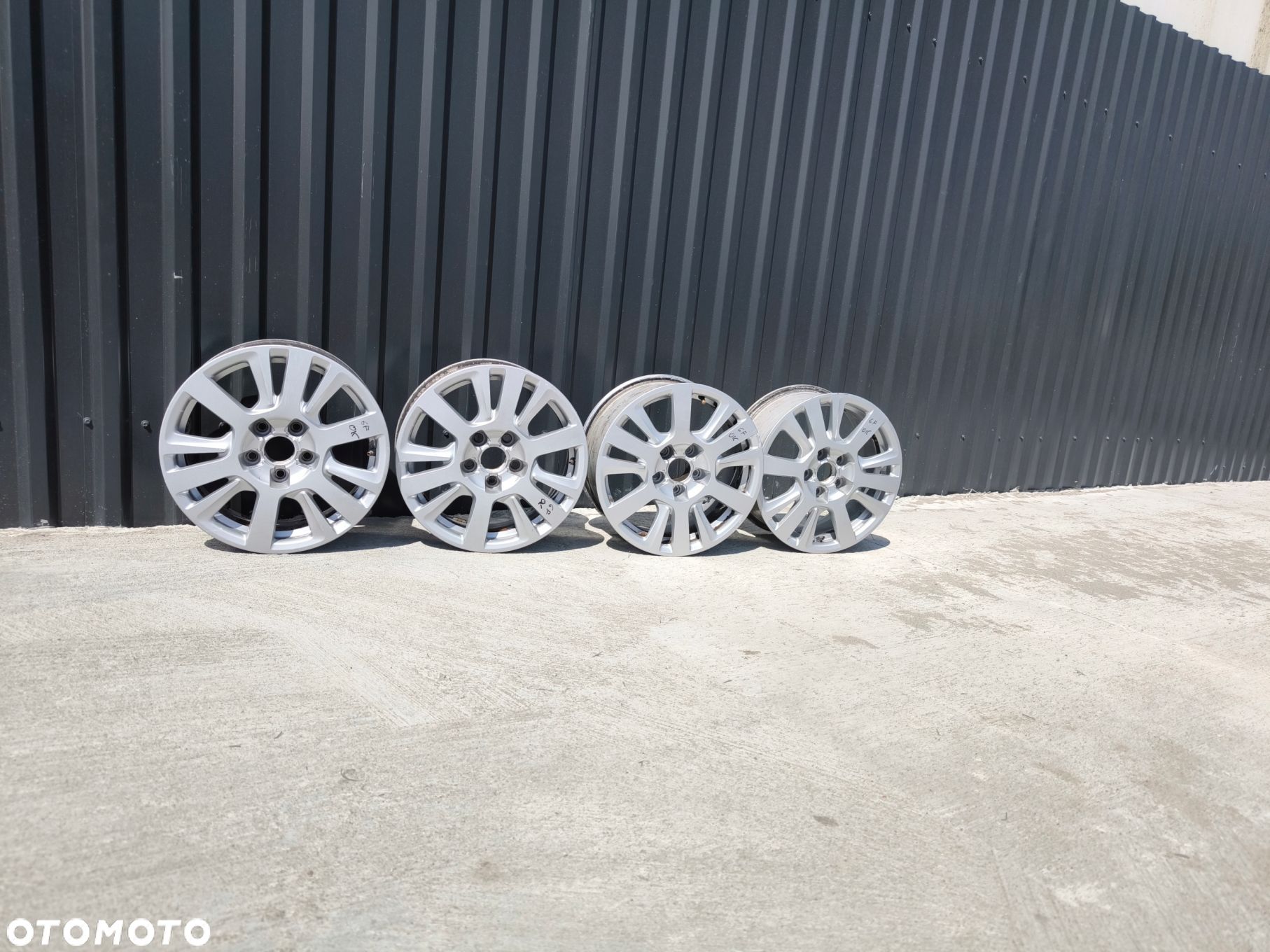FELGA FELGI VW AUDI A3 A4 A6 ITP 7.0J R16 ET42 4F0601025CF *6F* - 1