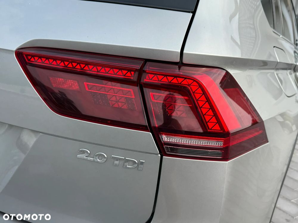 Volkswagen Tiguan 2.0 TDI SCR 4MOTION (BlueMotion Tech) Sound - 24