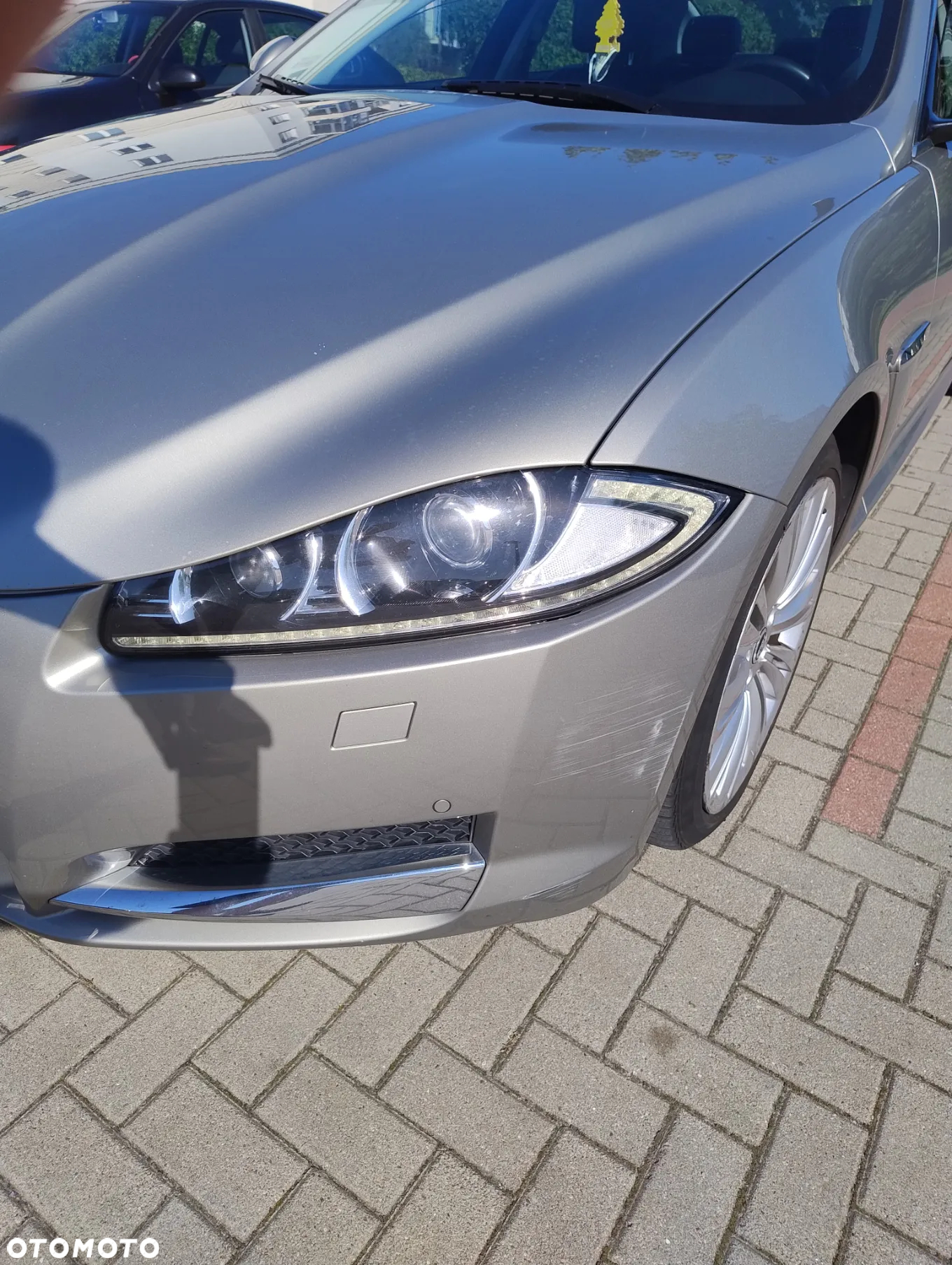 Jaguar XF 2.2 D Luxury - 9