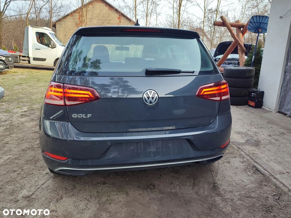 Volkswagen Golf 1.6 TDI (BlueMotion Technology) Comfortline - 29