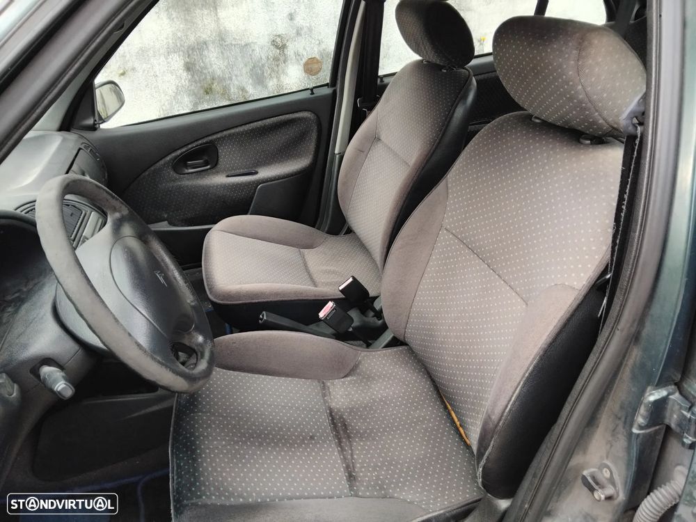 Citroën Saxo 1.5 D SX - 18