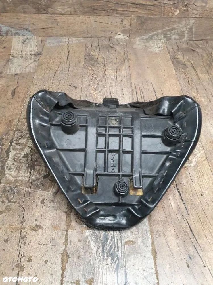 Siedzenie kierowcy Yamaha XVS1100 Drag Star Custom - 6