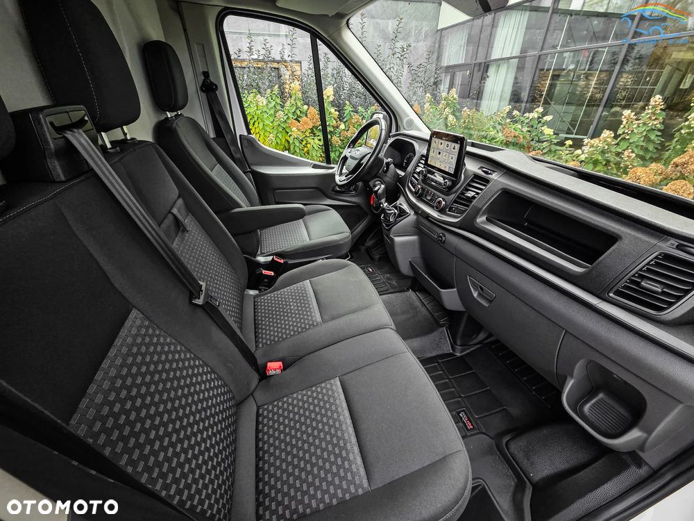 Ford TRANSIT - 21
