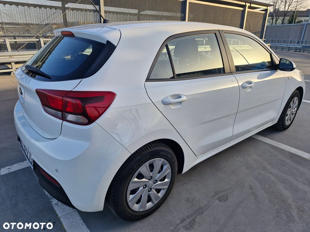Kia Rio 1.2 M - 6