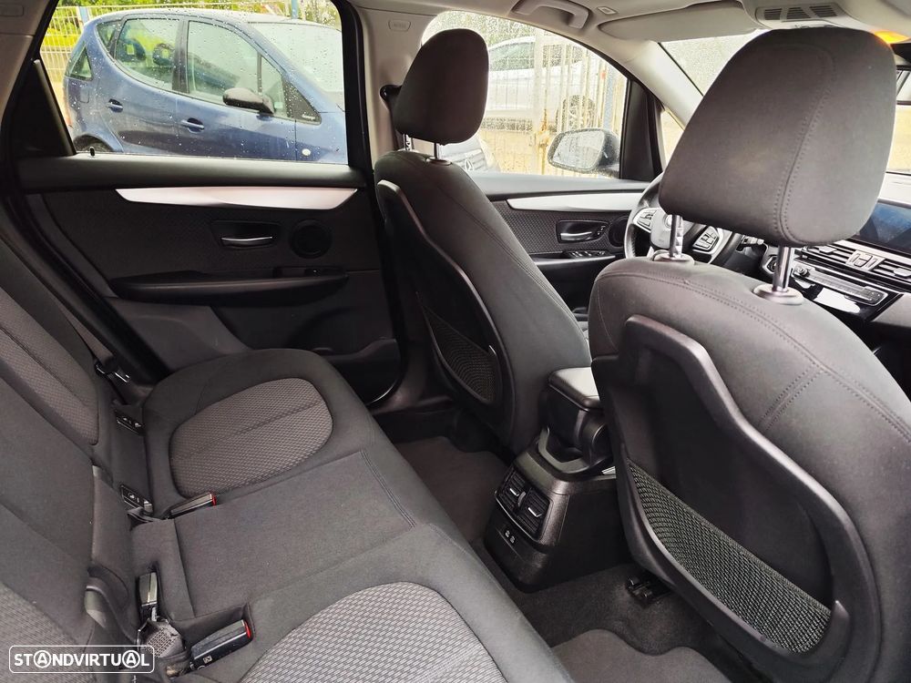 BMW 225xe Active Tourer Advantage - 13