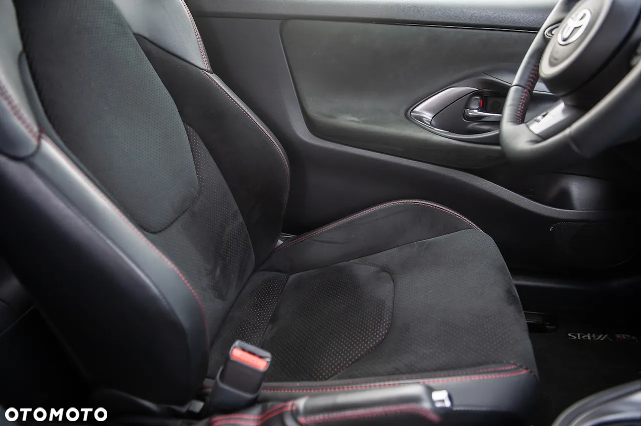 Toyota Yaris GR 1.6 Dynamic - 19