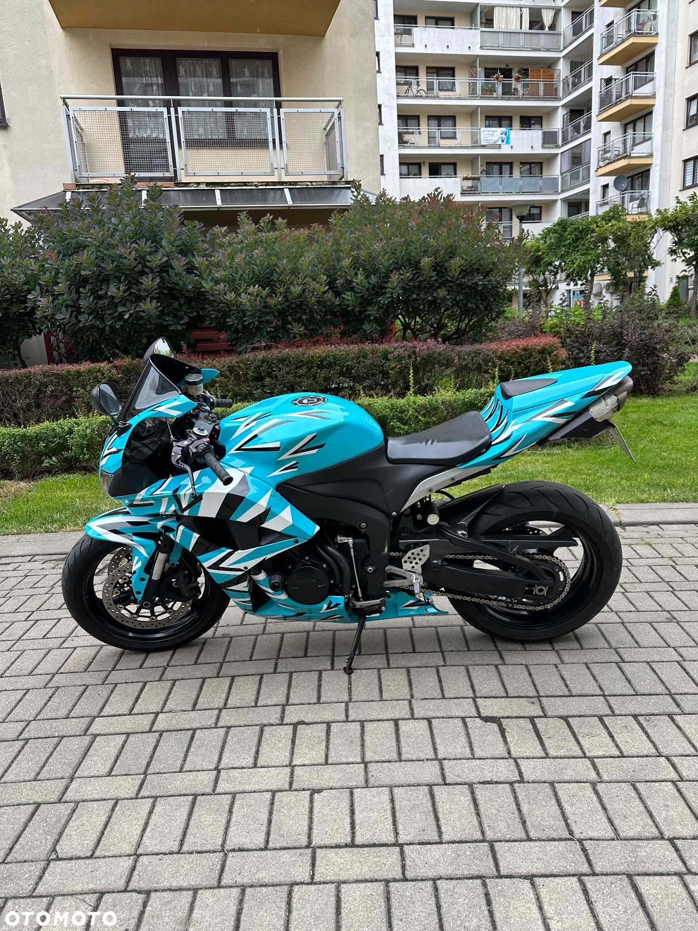 Honda CBR - 6