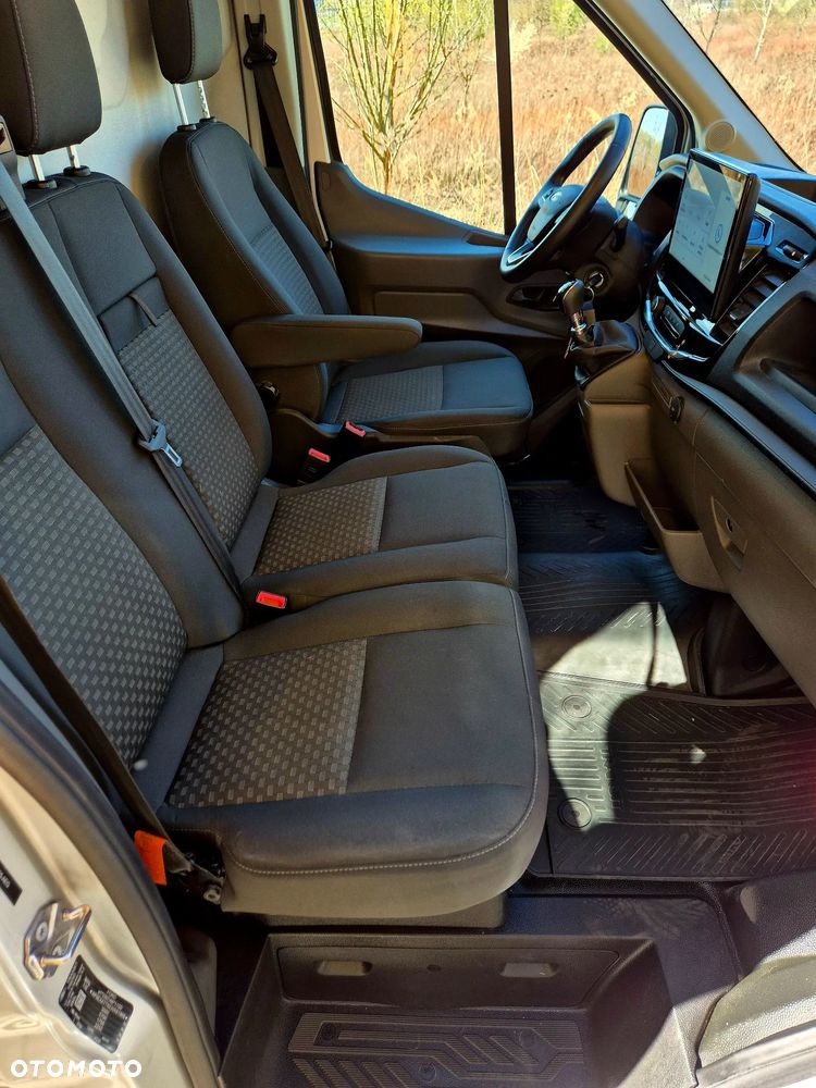 Ford Transit - 18