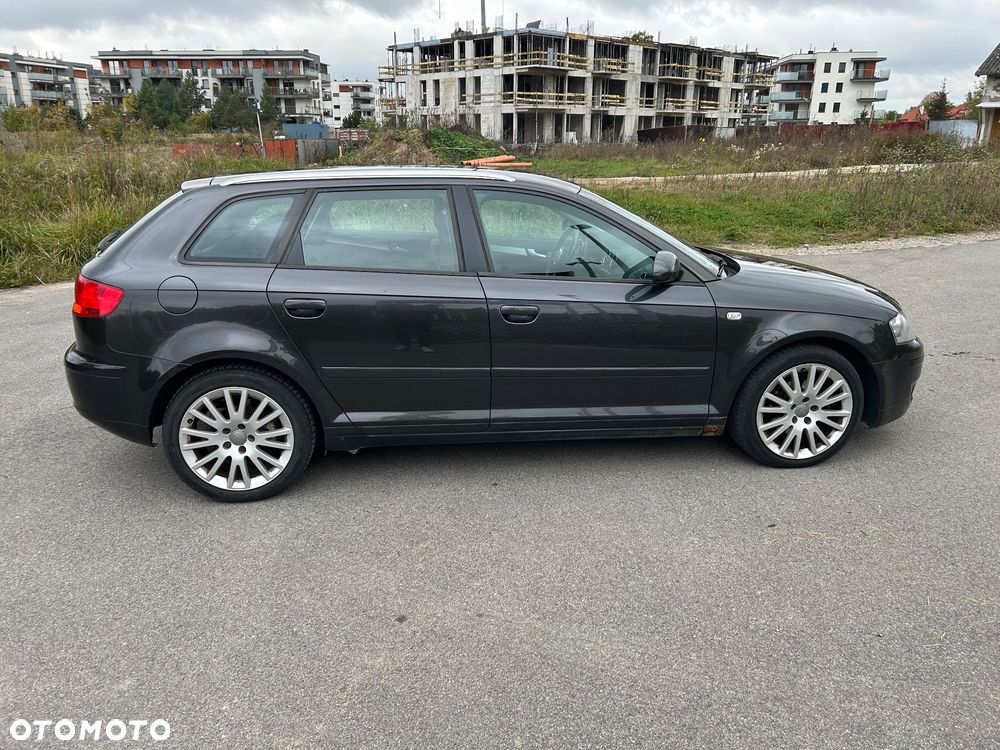 Audi A3 Sportback - 6