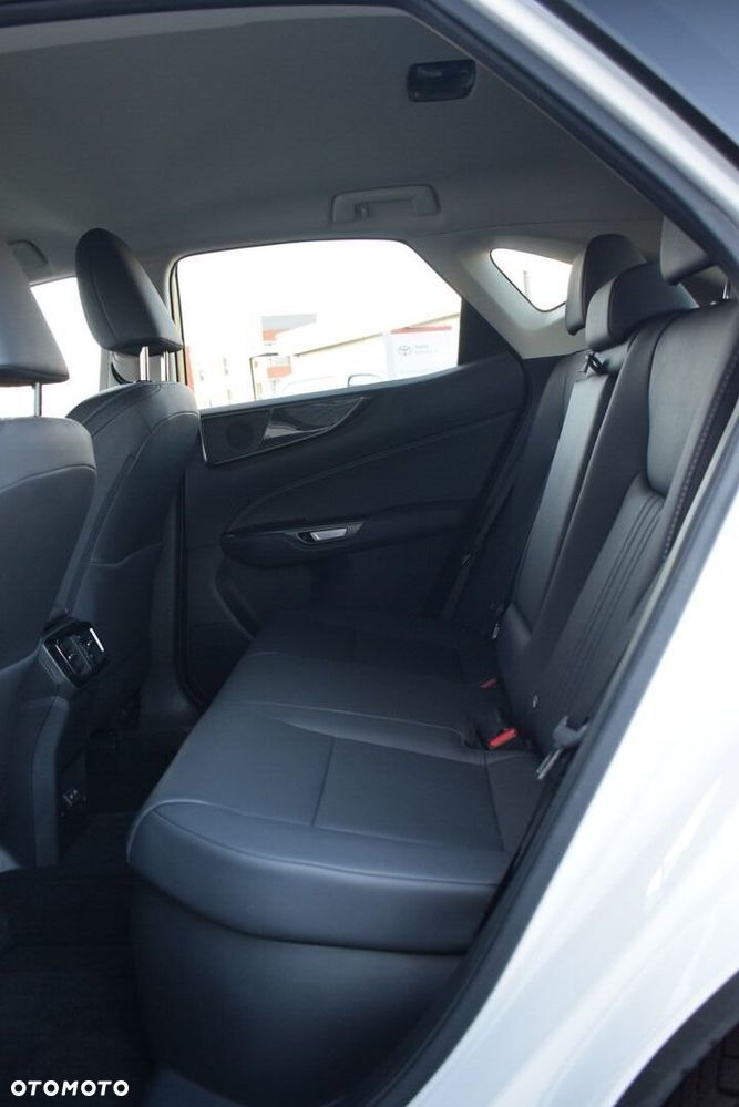 Lexus NX 350h Prestige AWD - 10