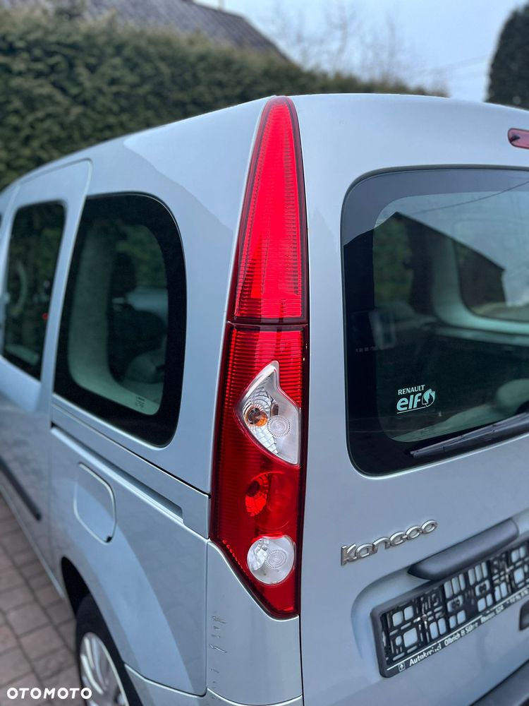 Renault Kangoo 1.6 8V Happy Family - 12