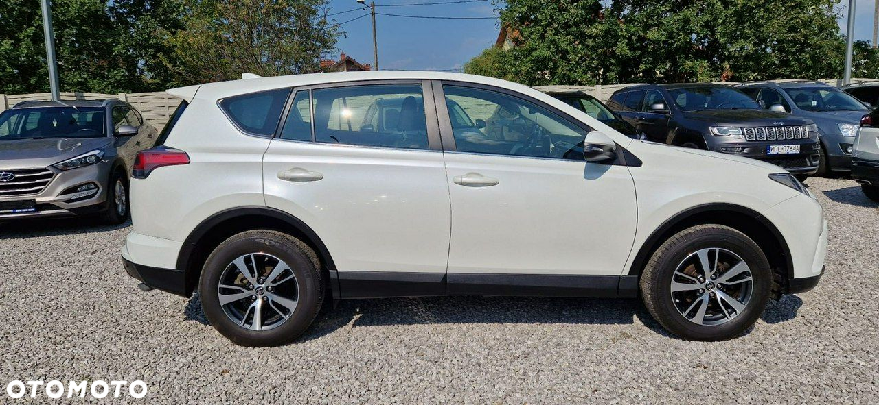 Toyota RAV4 - 12