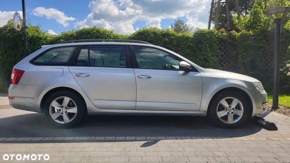 Skoda Octavia 1.6 TDI Ambition - 5