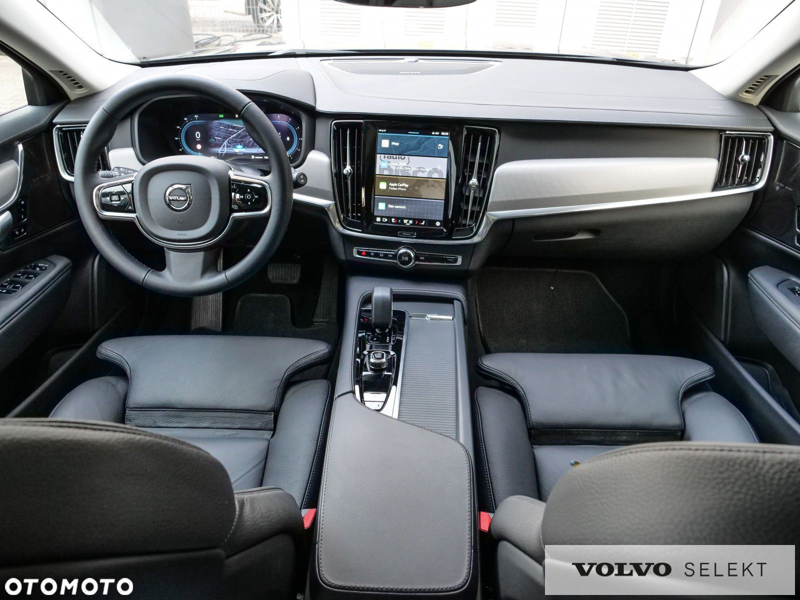 Volvo V90 Cross Country - 20