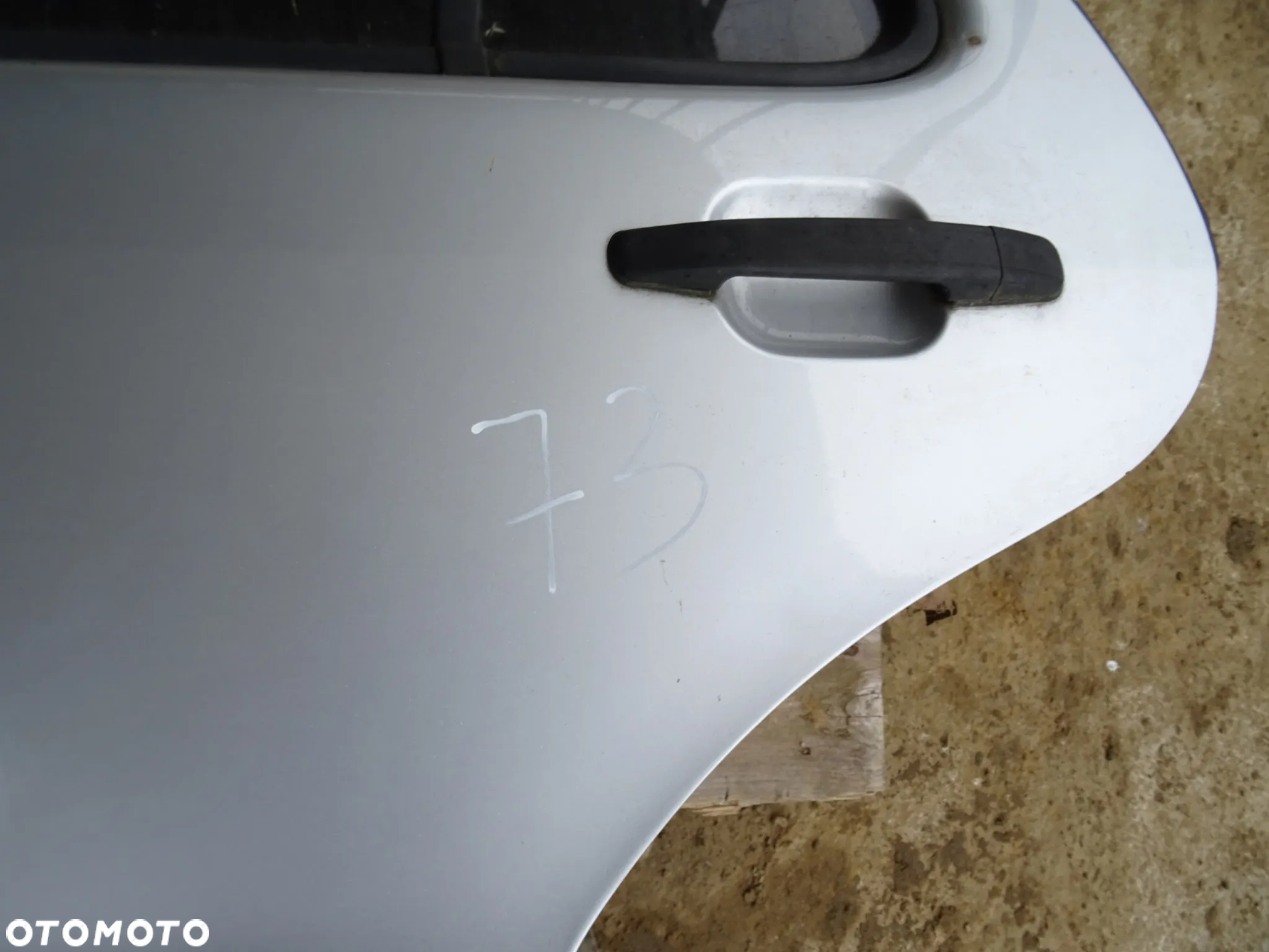 Drzwi Lewe Tył Mercedes ML W163 2000 744 (Gołe) - 3