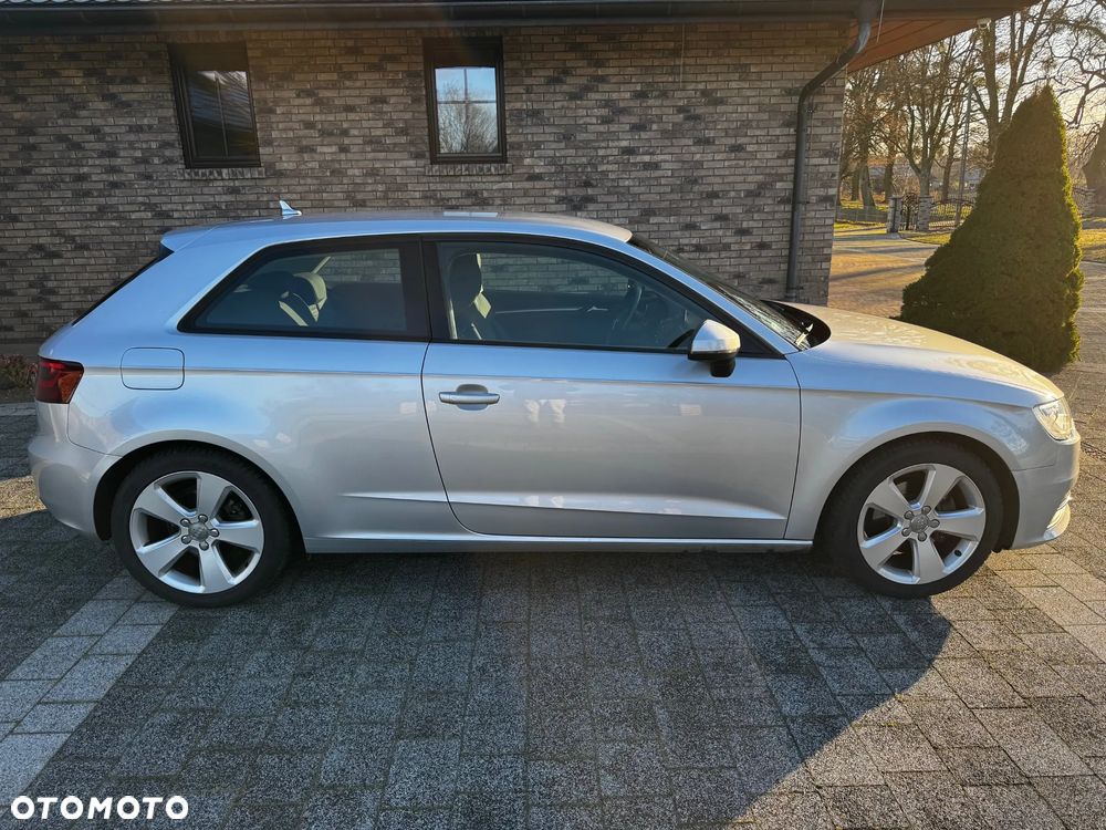Audi A3 3-drzwiowe 1.4 TFSI Ambiente - 3