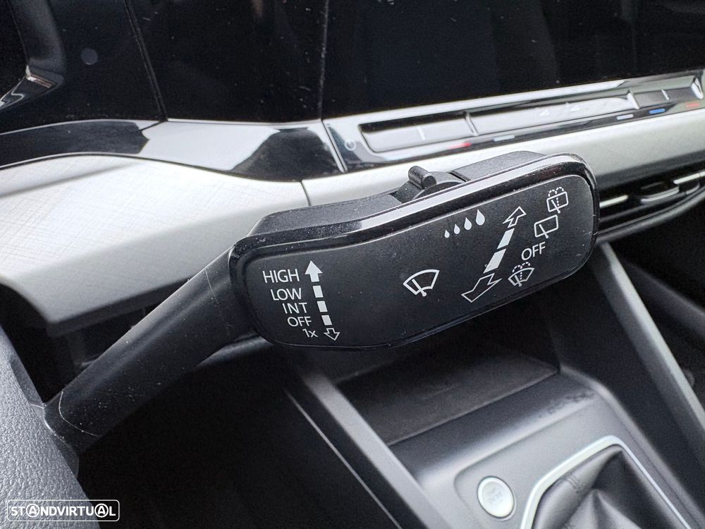 VW Golf 1.0 TSI Life - 37