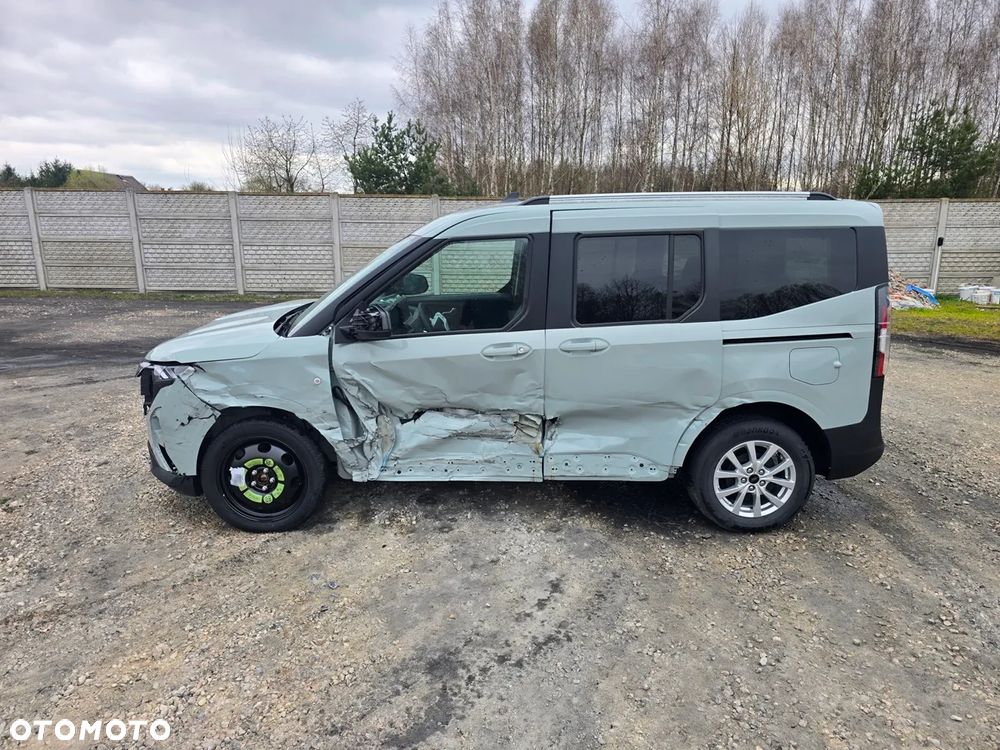 Ford Tourneo Courier ver-1-0-ecoboost-trend - 11