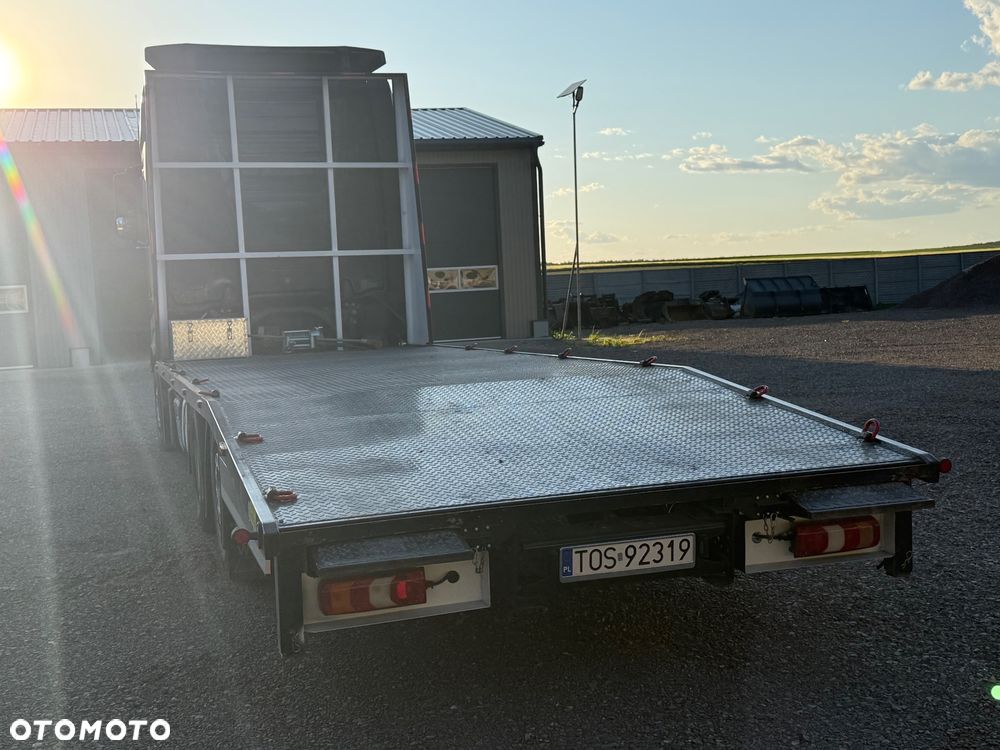 Mercedes-Benz Actros - 8