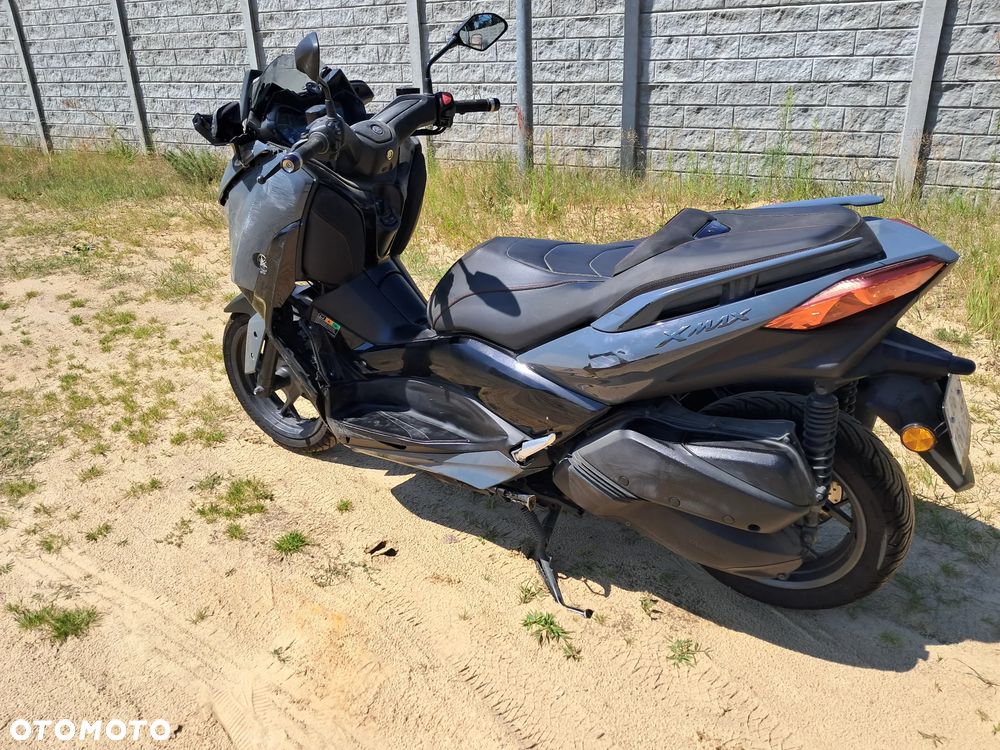 Yamaha X-max - 5