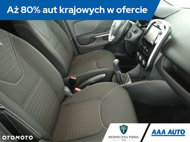Renault Clio - 10