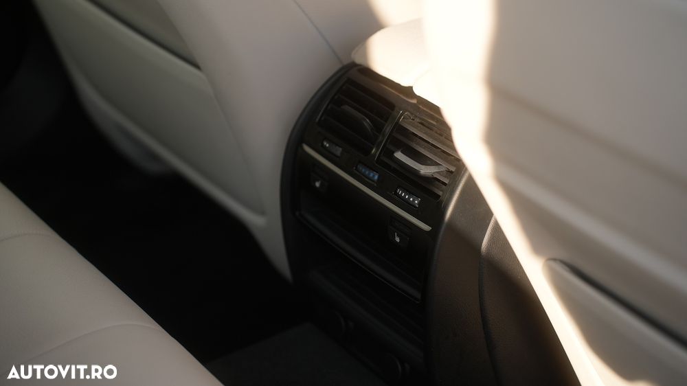 BMW Seria 5 540i Aut. Sport Line - 21