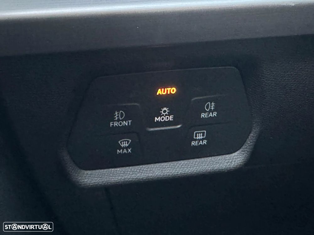 SEAT Leon ST 2.0 TDI FR DSG - 16