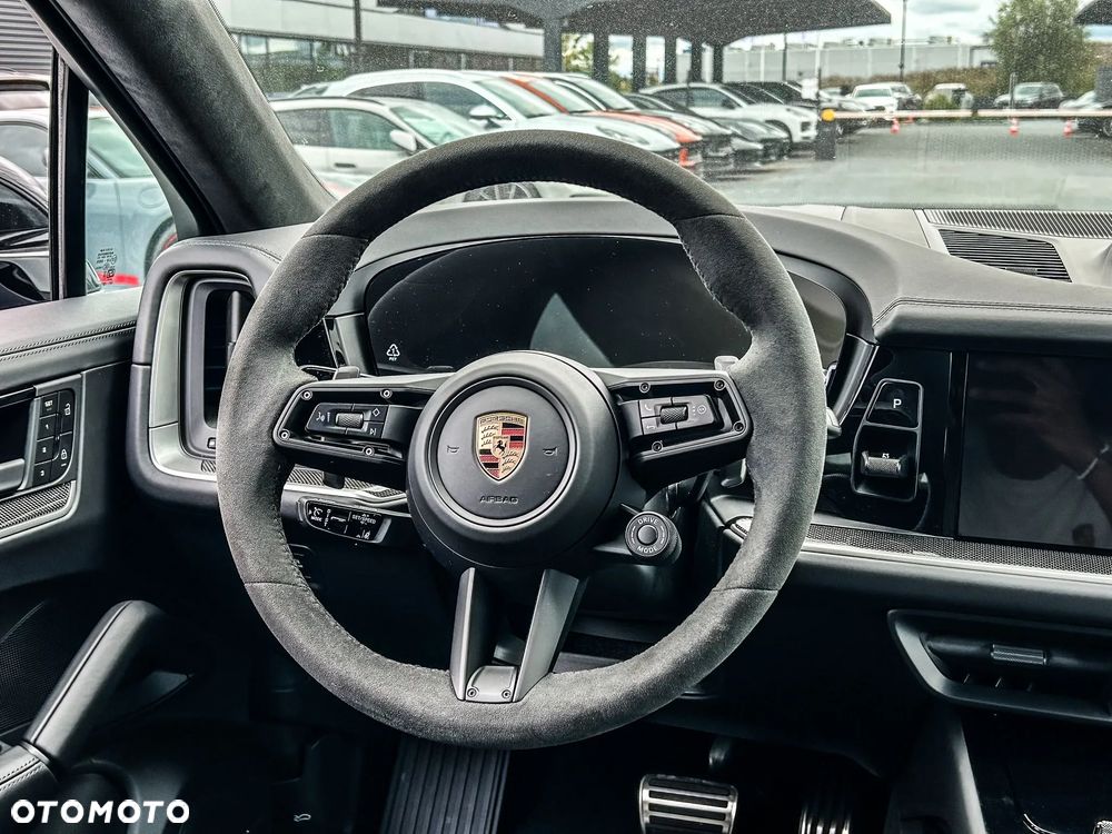 Porsche Cayenne - 12