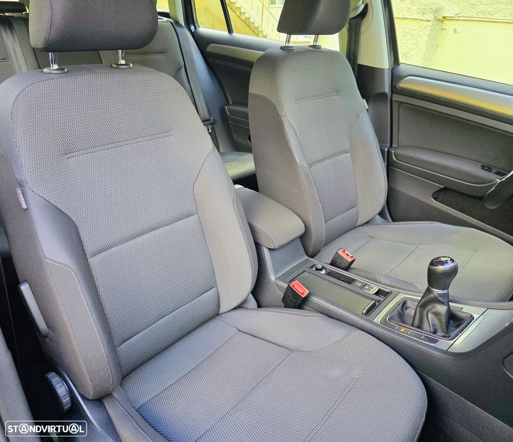 VW Golf Variant 1.6 TDi BlueMotion Confortline - 35