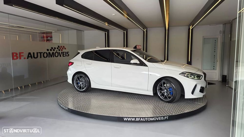 BMW 118 i Pack Desportivo M Auto - 9