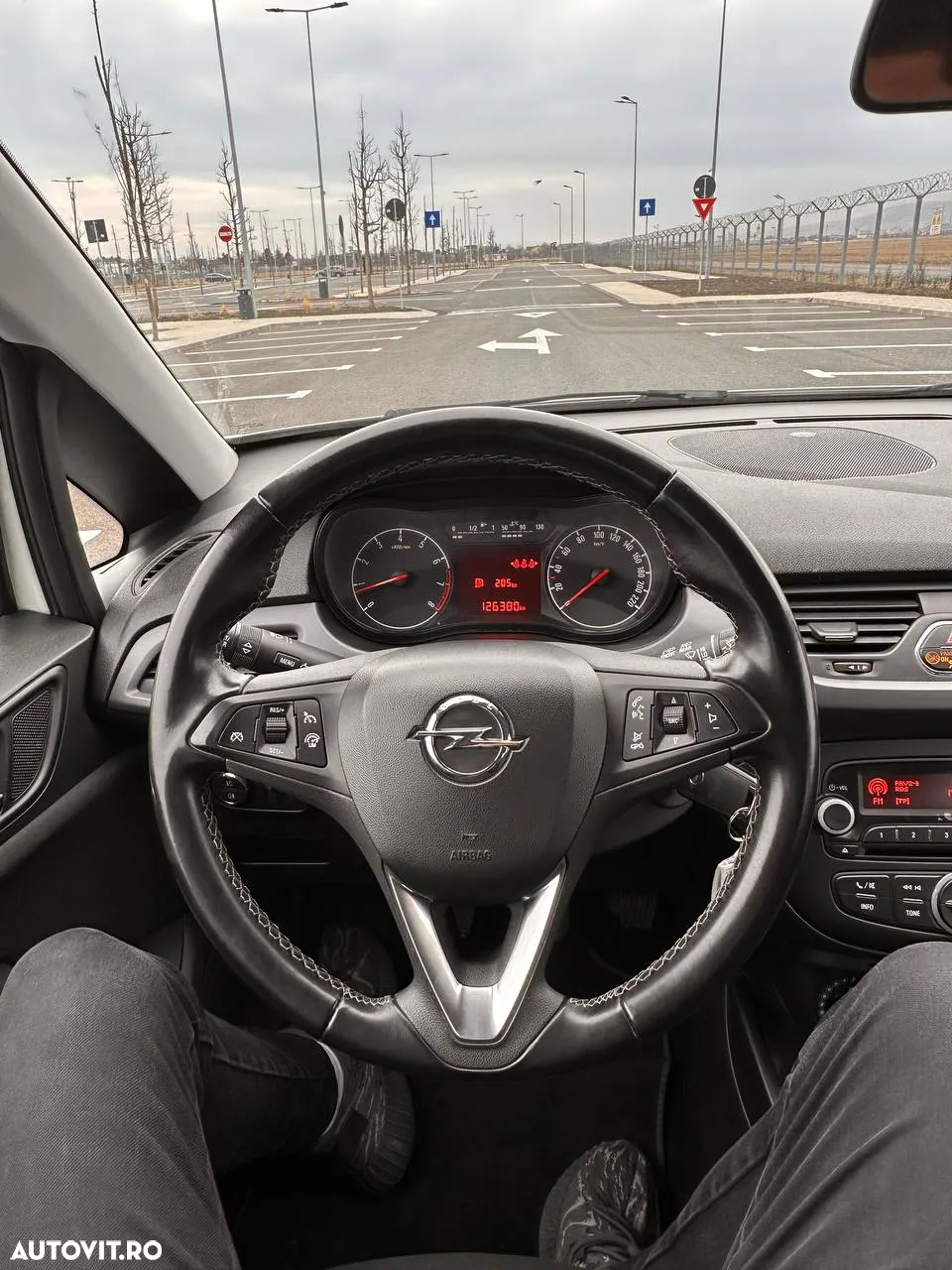 Opel Corsa 1.4 ECOTEC Selection - 5