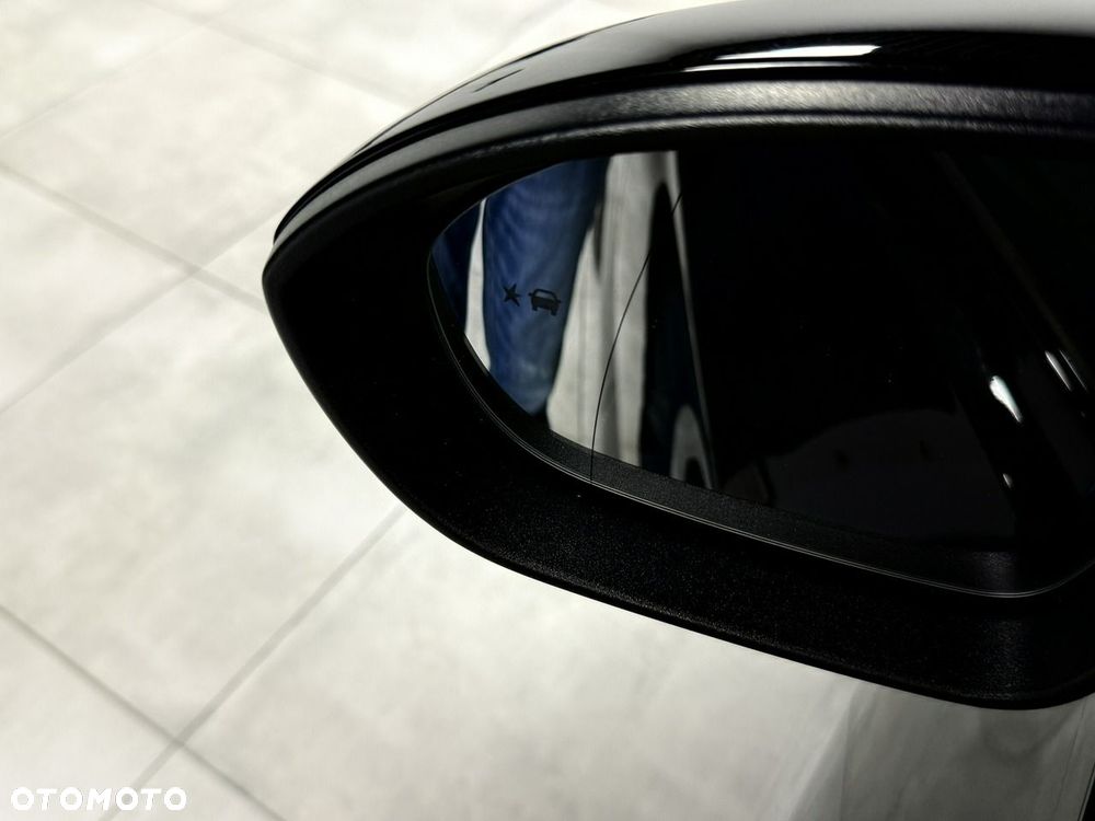 Opel Insignia - 16