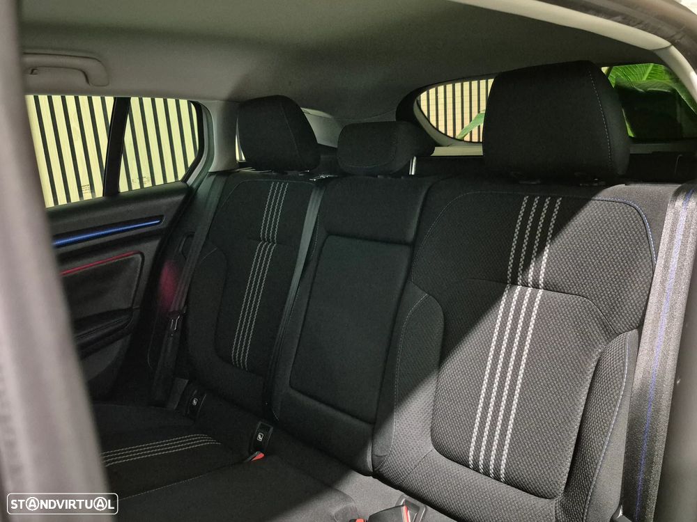 Renault Mégane Sport Tourer 1.5 dCi GT Line J18 - 13