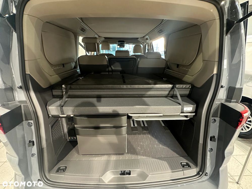 Volkswagen California - 12