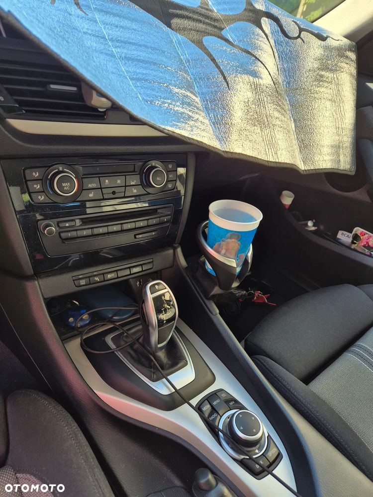 BMW X1 ver-sdrive20i - 8