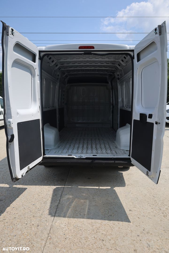 Opel Movano - 11