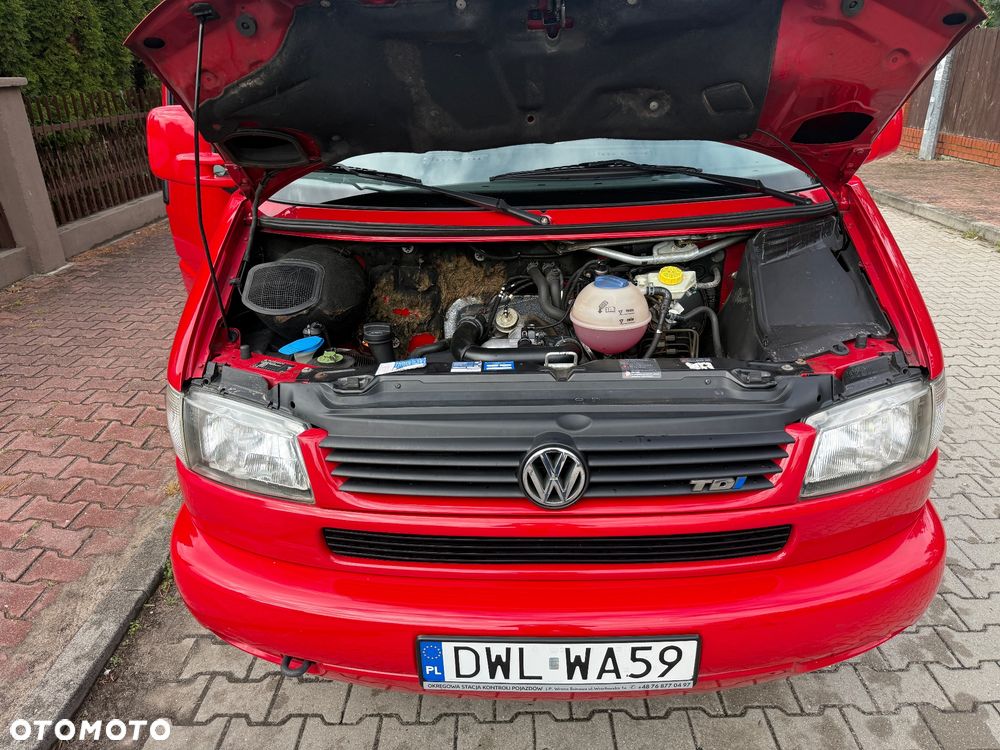 Volkswagen Multivan - 19