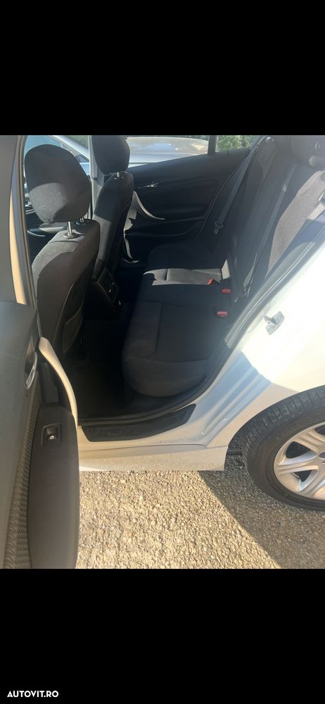 BMW Seria 1 116d EfficientDynamics Edition - 3