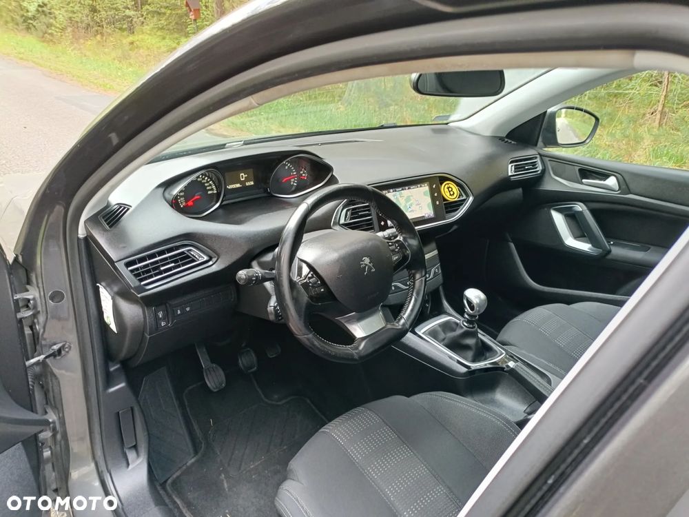 Peugeot 308 1.6 BlueHDi Allure S&S - 8