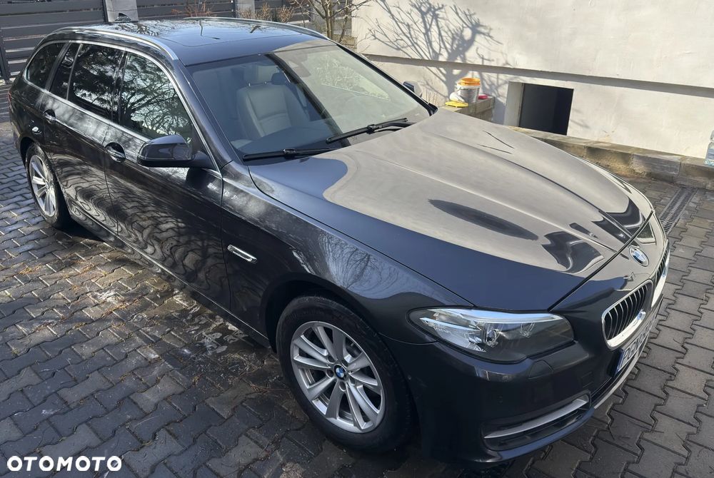 BMW Seria 5 520d xDrive - 5