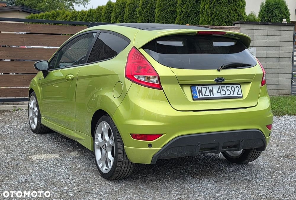 Ford Fiesta 1.6 Sport - 6