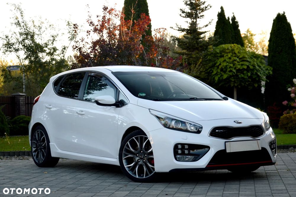 Kia Ceed 1.6 T-GDI GT-Challenge - 3