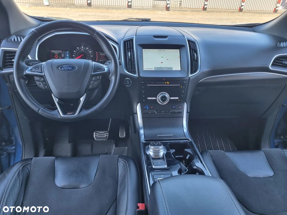 Ford Edge - 7