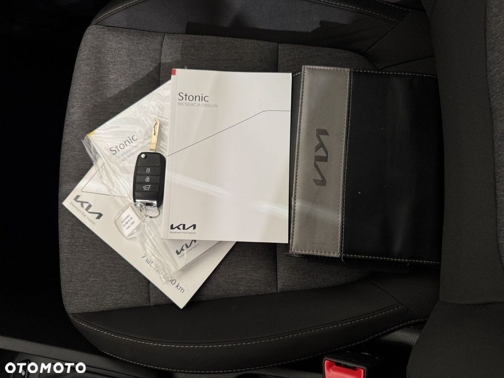 Kia Stonic - 30