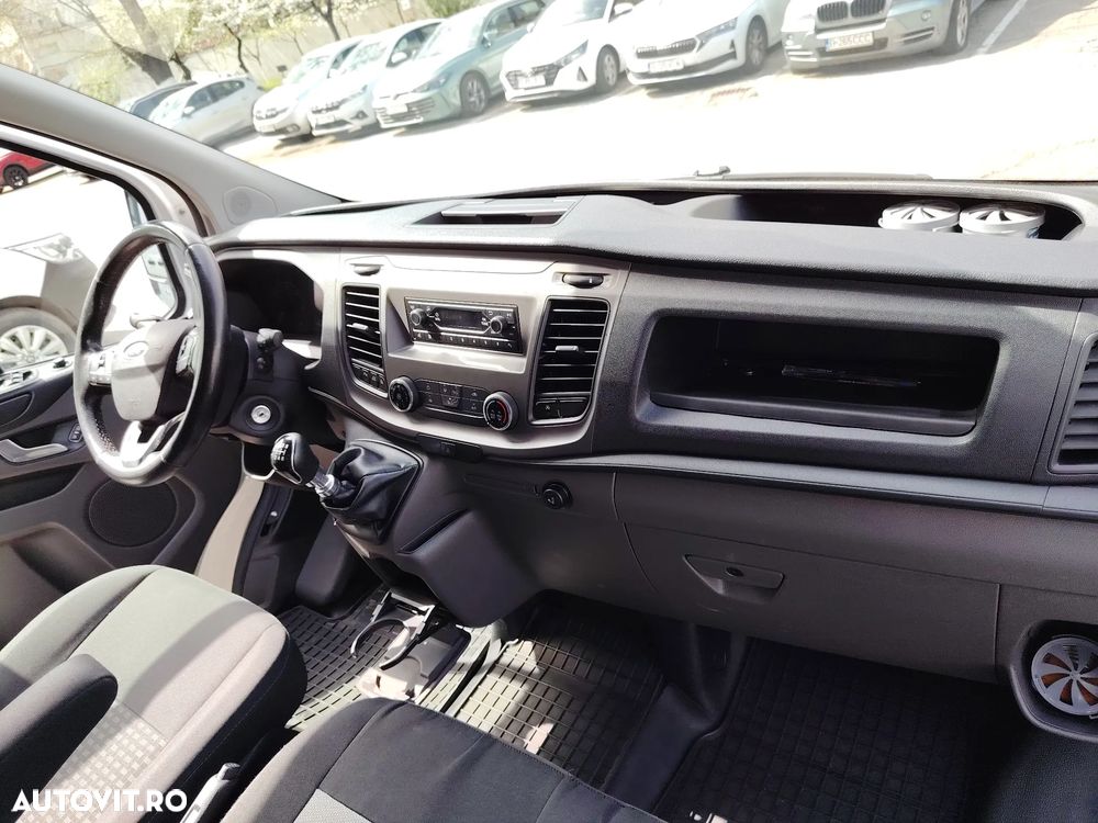 Ford Tranzit Custom - 10
