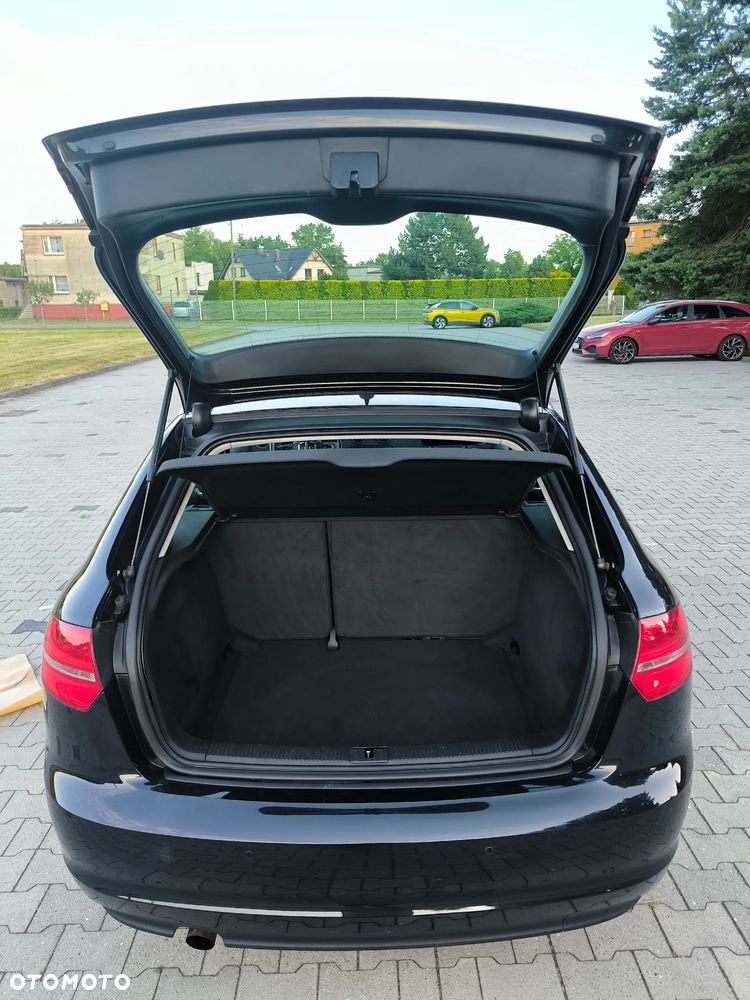 Audi A3 Sportback - 16